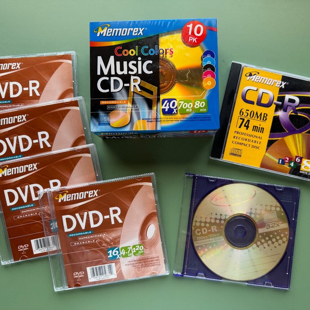 Memorex CD-R and DVD-R Discs